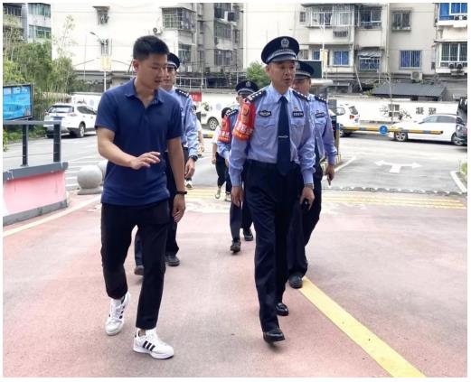 張華勐調研景德鎮(zhèn)市中心城區(qū)智慧停車場項目
